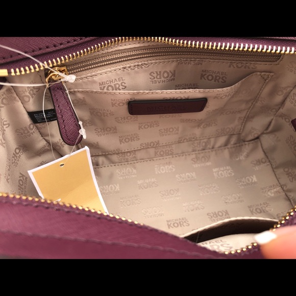 Gaby’sBags👜💕- Michael Kors SM Satchel Purple - Picture 7 of 8